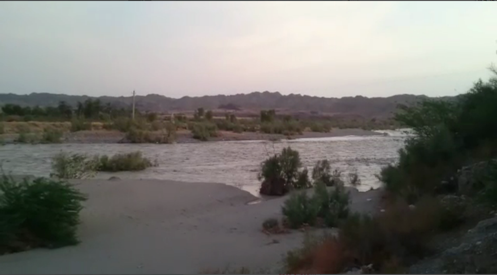 بارش ۱۰ میلیمتر باران در بخش احمدی ودهستان کوهشاه حاجی آباد